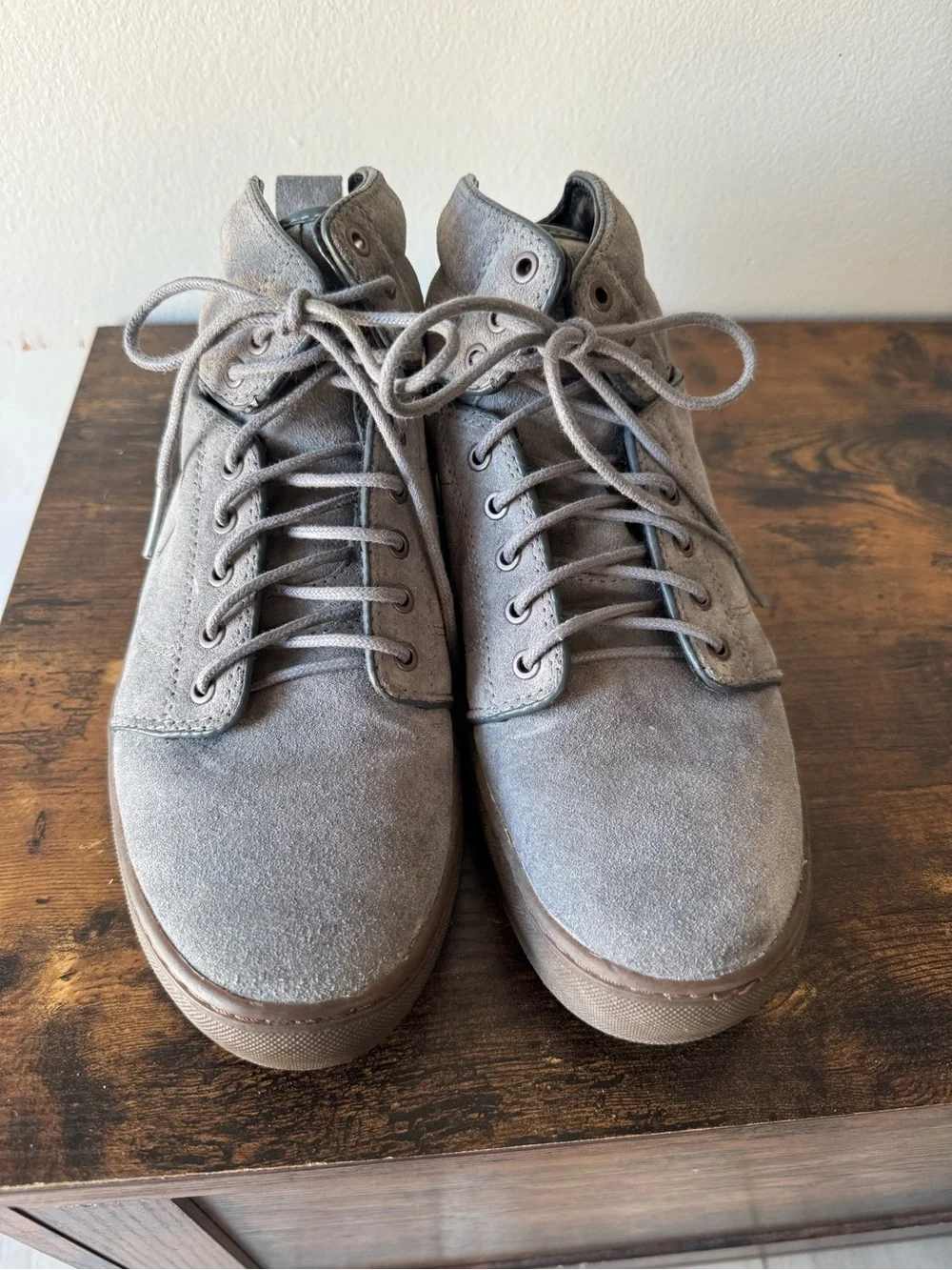 ⁠Vans OTW Collection Bedford Mens Size 9 Grey Suede Mid Top Skate Shoes